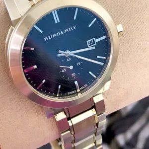 MENS AUTHENTIC BURBERRY WATCH